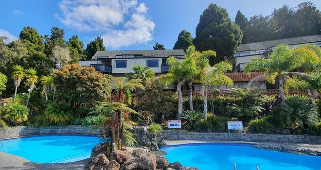 Club Paihia 23rd May to 30th May 2 brm 2 bathrm unit sleeps 6 Carousel 1