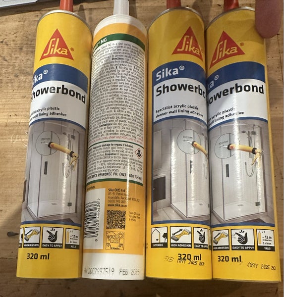 Sika shower kit (Showerbond x 3, NG x 1) Carousel 1