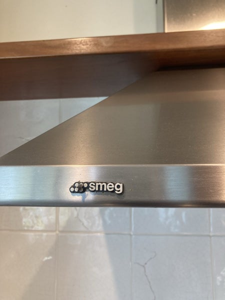 Smeg range hood Carousel 2