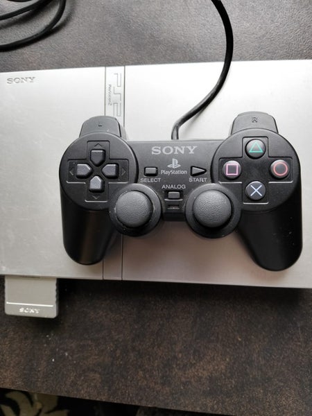 Silver Slim Console PS2 Carousel 2