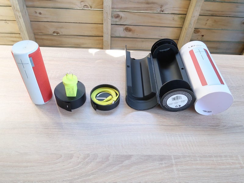 Logitec UE Boom Speaker, 1st Generation Carousel 1