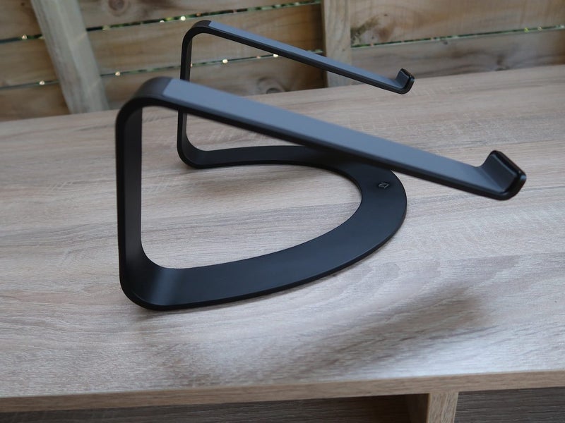 Laptop Stand Carousel 2