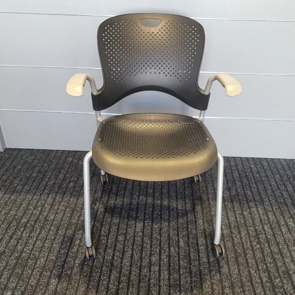Herman Miller Chairs, Herman Miller Caper x 8 Carousel 3