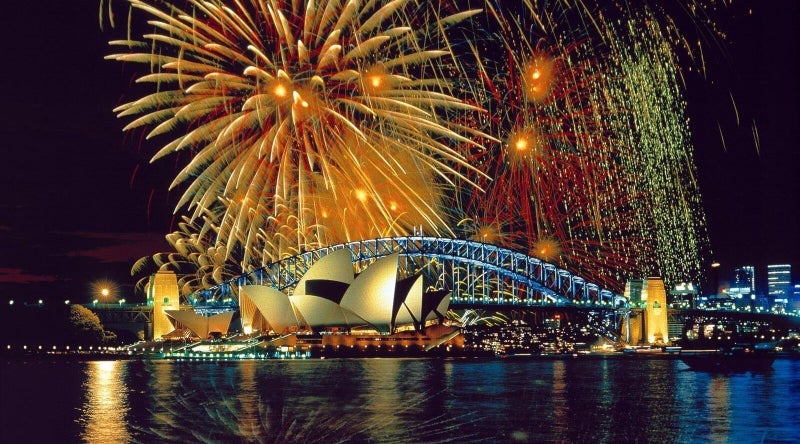 Ravensburger Puzzle 1000pc - Fireworks Over Sydney Australia Carousel 2