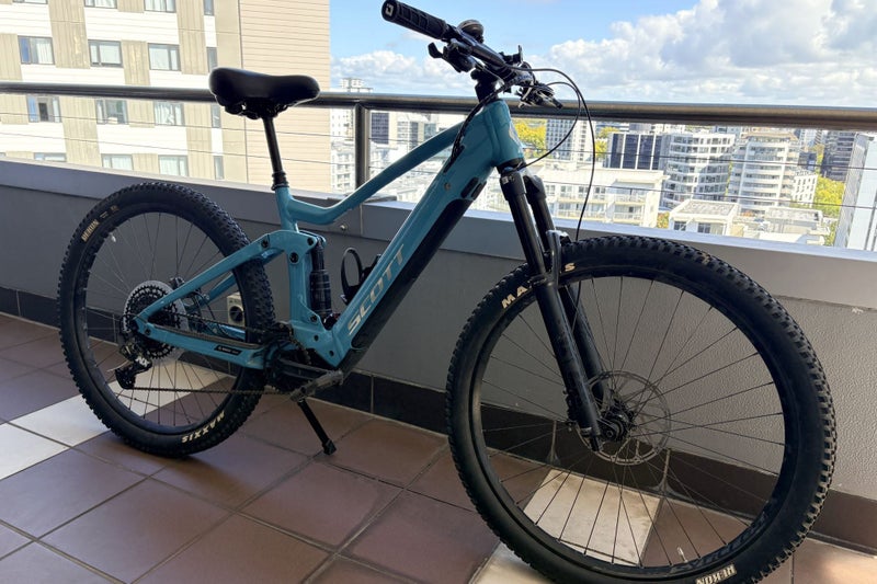 Scott Strike eRide 940 eMTB Carousel 1