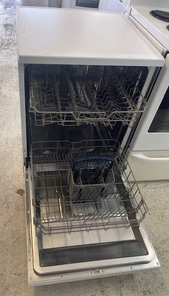 Samsung DW60M6045FW 13 Place Dishwasher Carousel 2