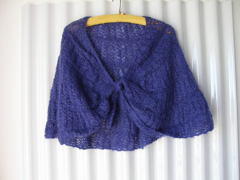 Handknitted shawl - stunning ! Carousel 1