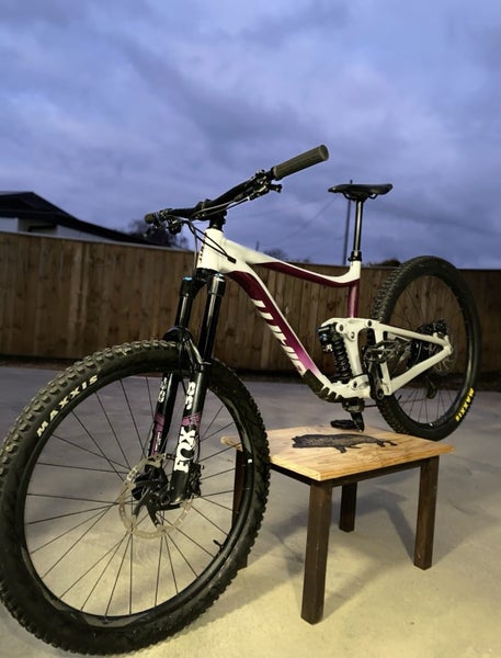 2021 Giant Reign 29” sx size L Carousel 1