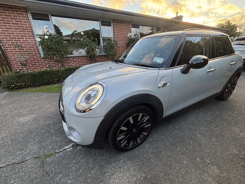 2016 MINI Hatch Cooper S406673516365752324