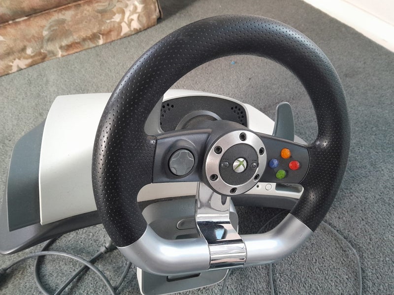 Xbox 360 Console, Steering wheel, pedals, controllers, 18 games, cables Carousel 2