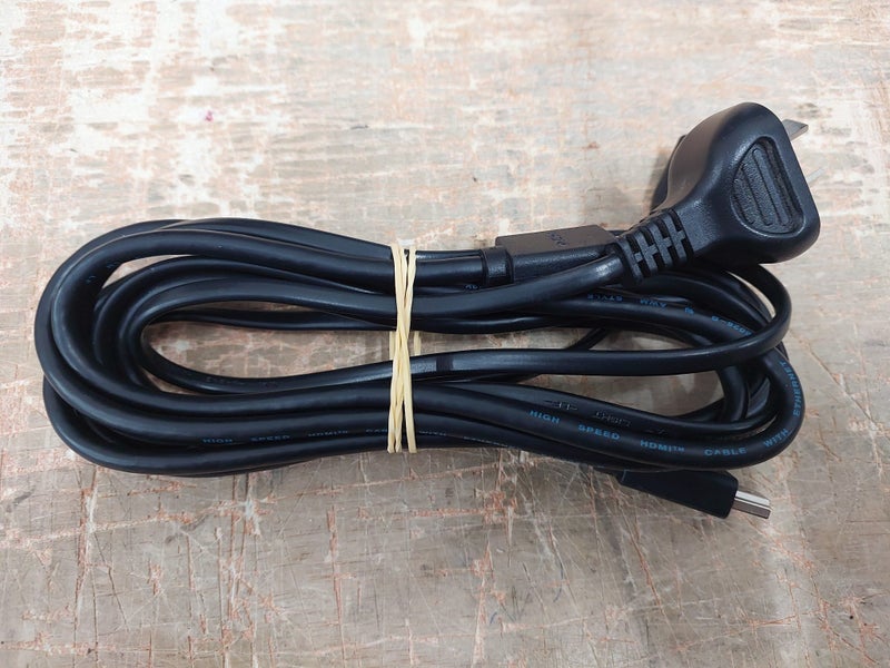 Sony PlayStation 4 Slim – 500GB – Jet Black Carousel 8