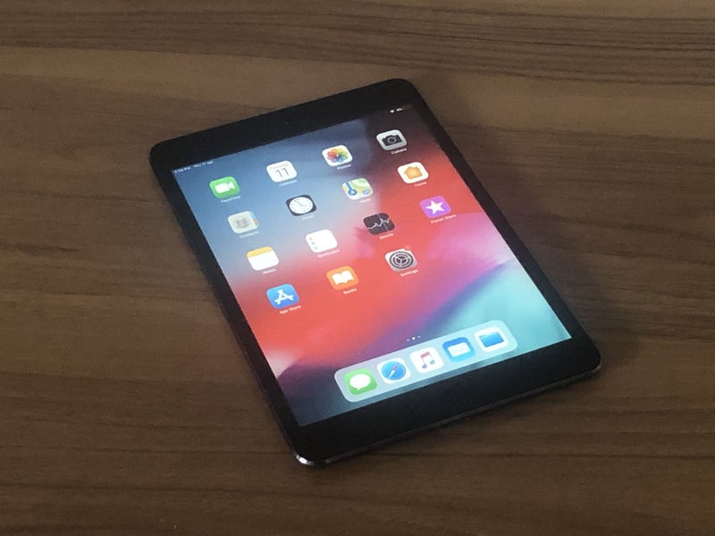 iPad Mini 2 - 16GB - iCloud Unlocked - Great Working Condition Carousel 1