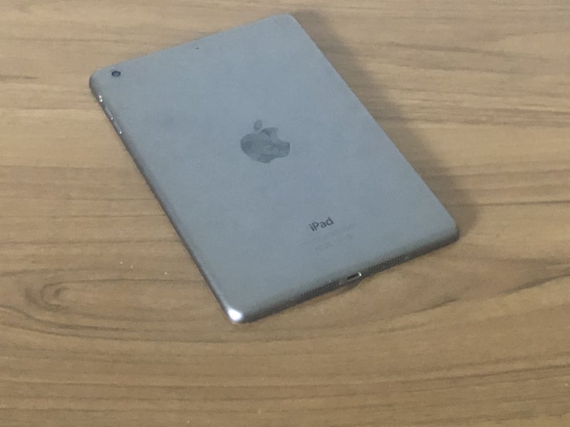 iPad Mini 2 - 16GB - iCloud Unlocked - Great Working Condition Carousel 2