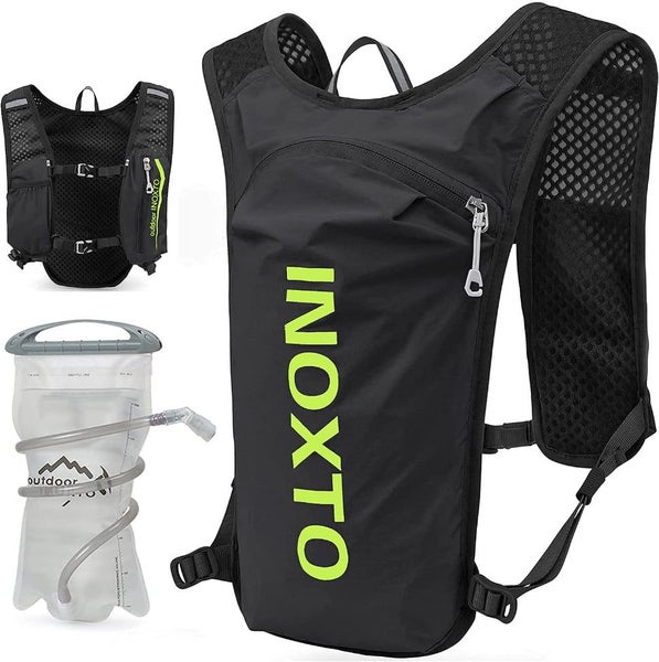 Ultra Light Hydration Running Vest Backpack A 1.5L Water Capacity Breathable Mes Carousel 1
