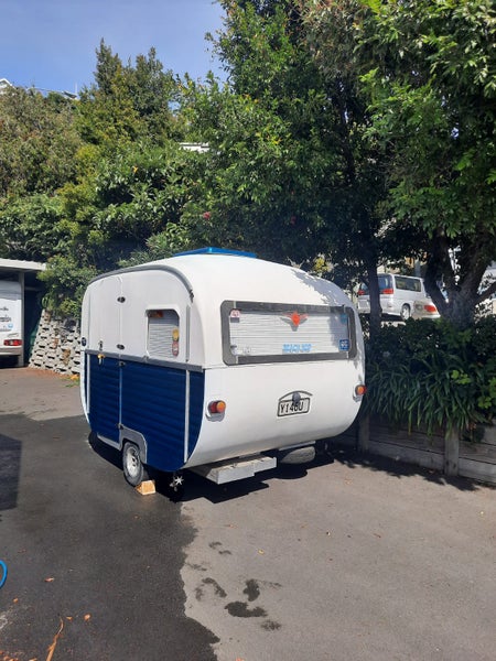Vintage Starliner Starlette