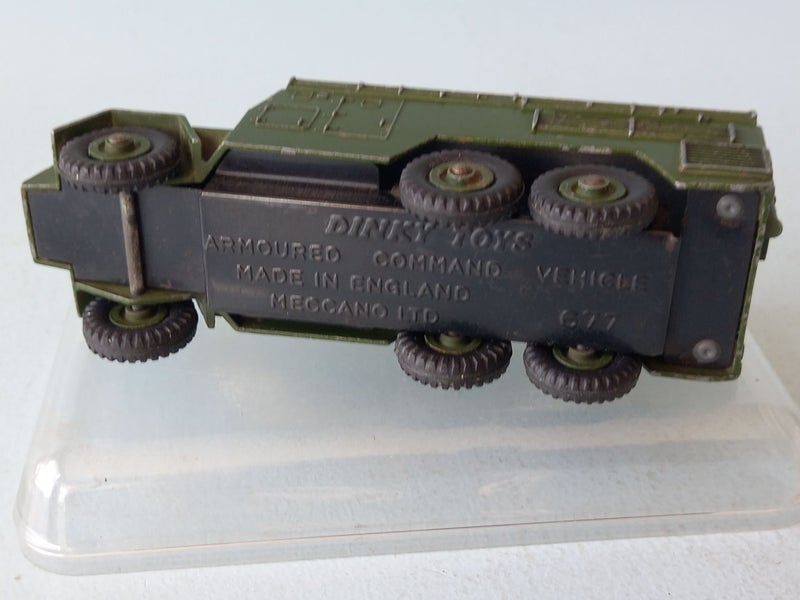 Dinky Toys Army 677 Armoured Command Vehicle Carousel 8