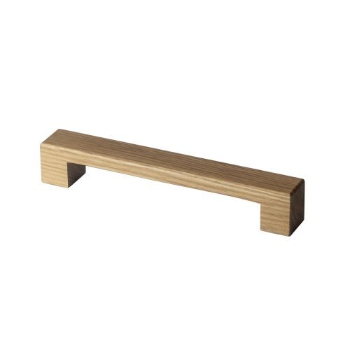 Oak Lacquered Timber Handle – 960mm Carousel 1