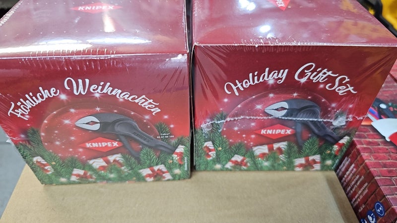 KNIPEX Xmas Bauble with Cobra XS Waterpump Pliers Carousel 1