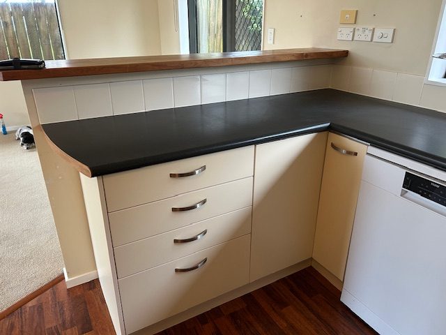 COMPLETE KITCHEN PICK UP NORTH SHORE AUCKLAND Carousel 2