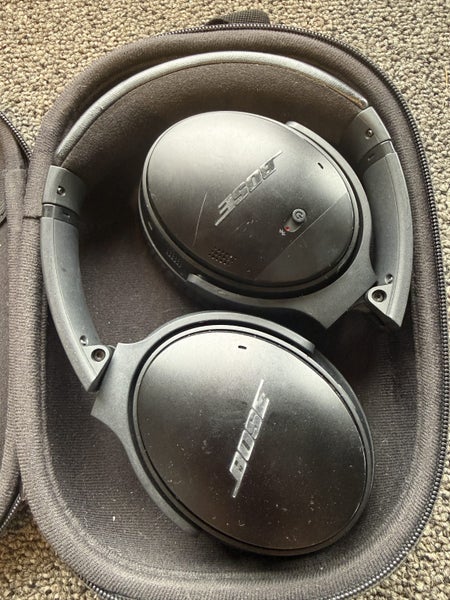 Bose QuietComfort 35 Headphones Noice Cancelling Wirelesss QC35 Black Carousel 1