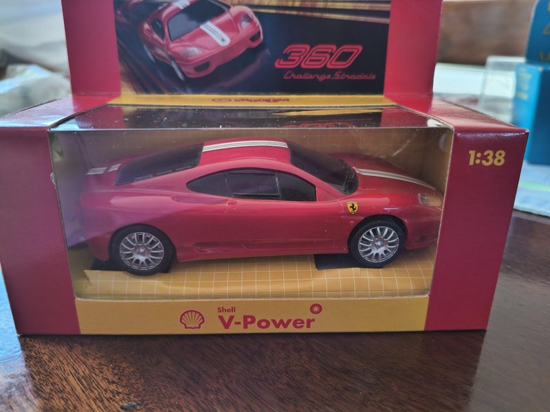 Ferrari 575 GTC Stradale / Shell V-Power Carousel 1