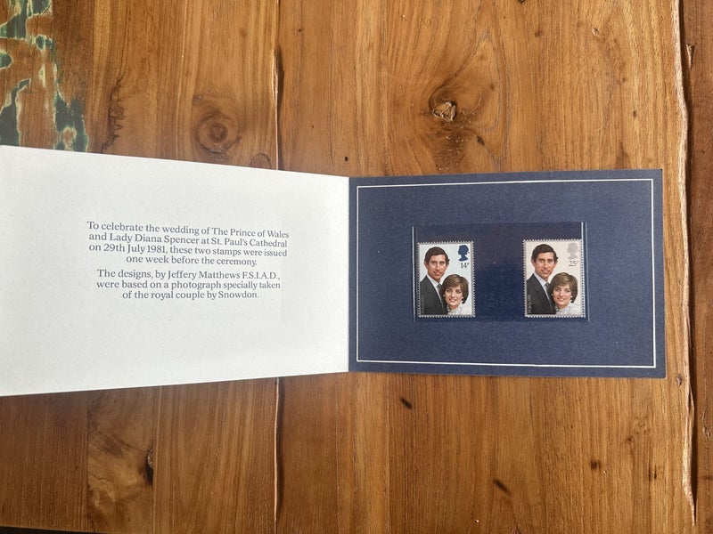 1981 Royal Wedding Stamps - Mint Presentation Pack - Charles & Diana Carousel 1