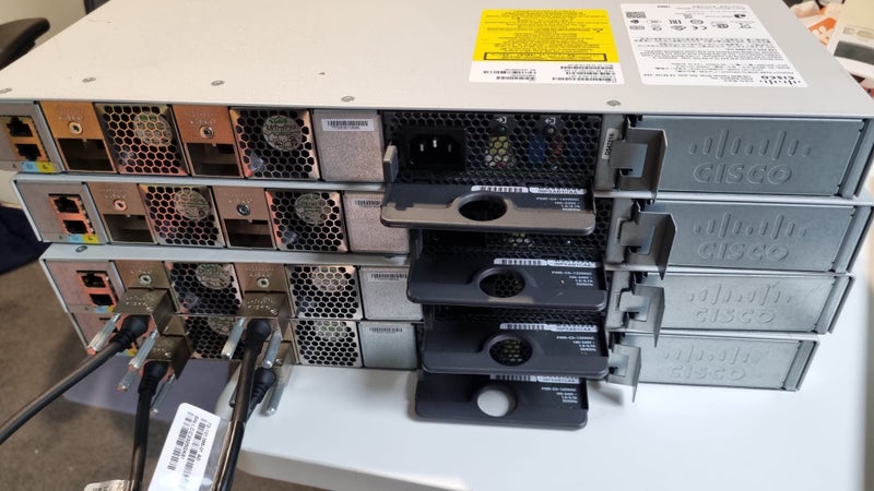 Cisco Catalyst 9200L-24T-4G-E (4-Switch Stack) Carousel 3
