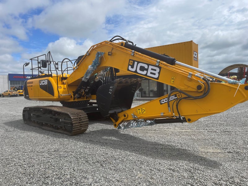 JCB JS200 Tracked Excavator Carousel 6