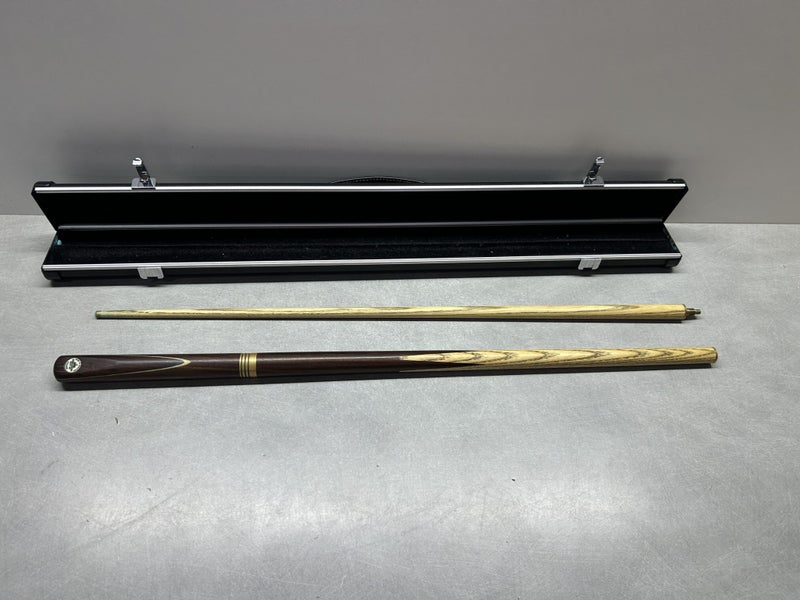 Peradon Storm 2-Piece Pool Cue + Hard Case – Good Condition Carousel 1