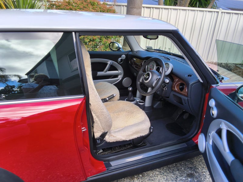2004 MINI Cooper410145874595041286