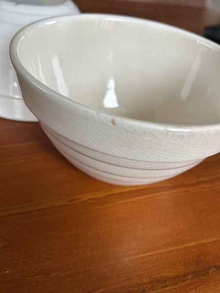 Fantastic Vintage Crown Lynn “Beehive” Bowls – Set of 2 Carousel 8