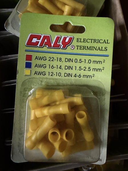 Yellow Crimp Joiner 20pk Carousel 1