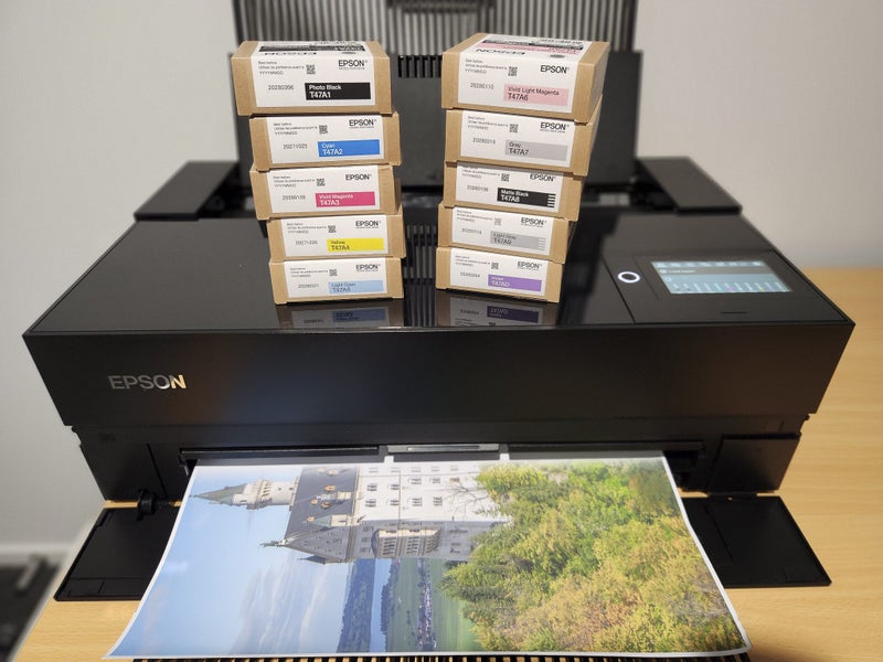 Epson P906 17" Professional Photo and Fine Art Printer + Full Set of Inks Carousel 1