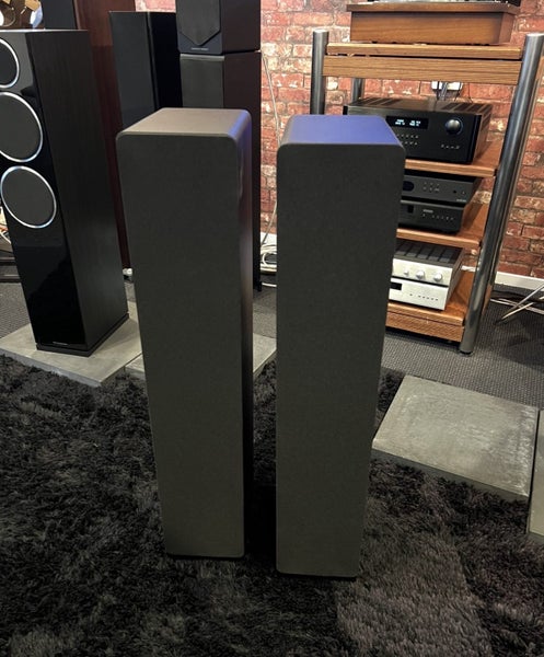 Acoustic Energy AE109/2 Floor-standing Speakers Carousel 1