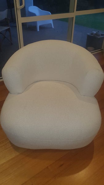 George collective boucle chair Carousel 2