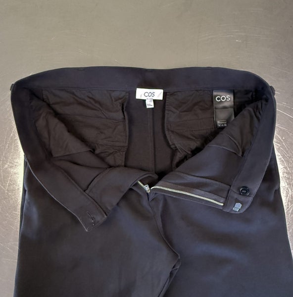 COS | Knitted Joggers | Black | Size 50/88 Carousel 2