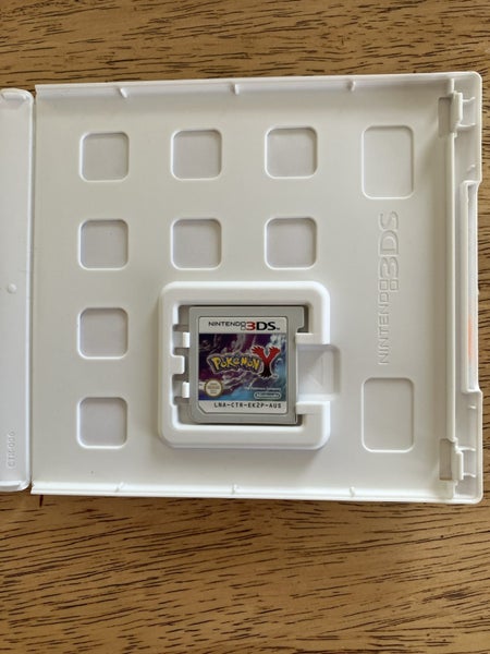 Nintendo 3DS Pokemon Y Carousel 2