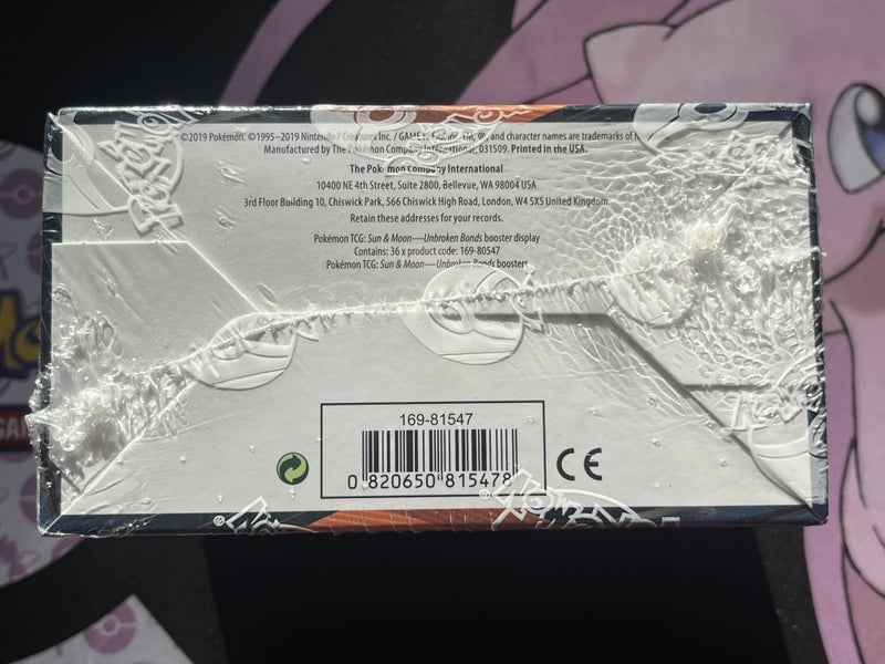 Pokemon Unbroken Bonds Booster Box Factory Sealed with Acrylic Case Carousel 7