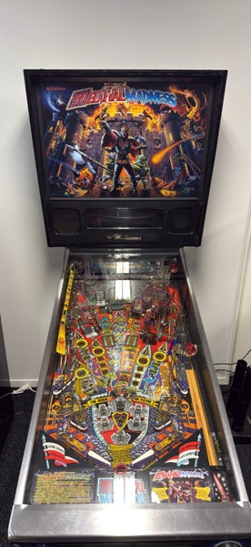 Original 1997 Medieval Madness Pinball Machine Carousel 2