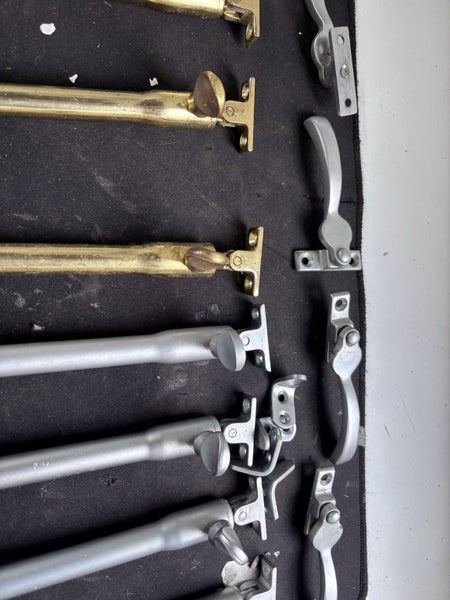 Lot of window catches and handles Carousel 2