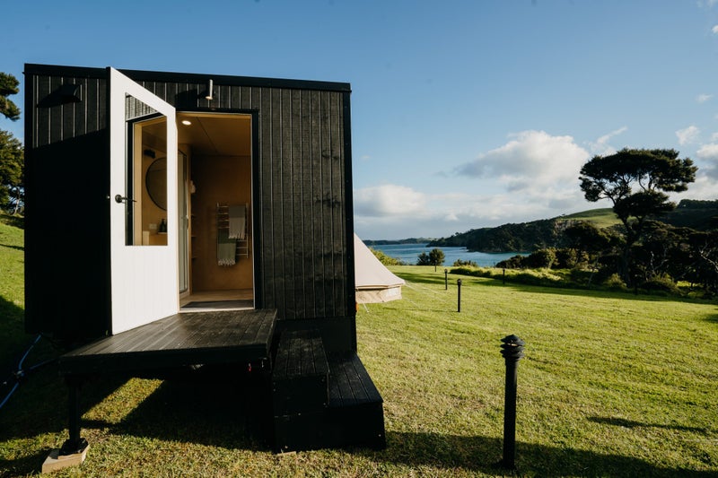 Portable Luxury Bathroom Trailer Carousel 1