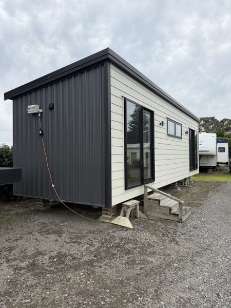 Tiny home 28.8sqm (9.6x 3.1) Carousel 2