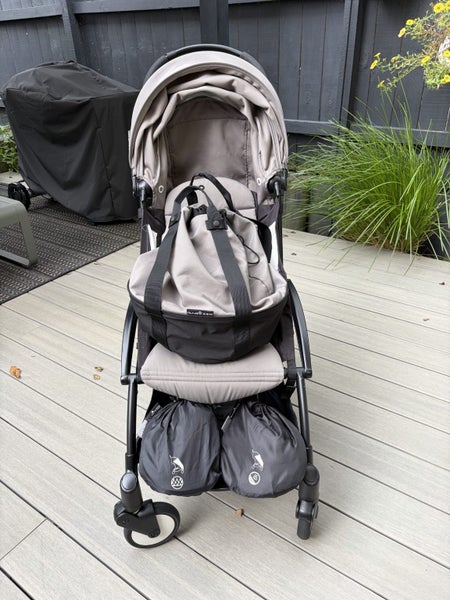 Babyzen Yoyo Stroller + Rolling Bag + extras Carousel 1