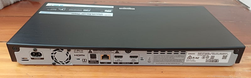 Samsung Ultra HD (4K/HDR10) Blu-Ray Player Carousel 2