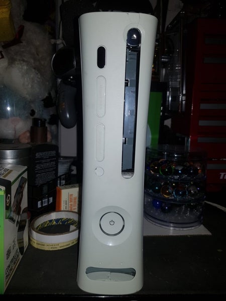 Xbox 360 console Carousel 1