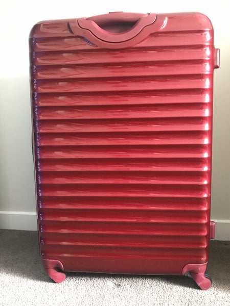 Travel luggage Carousel 1