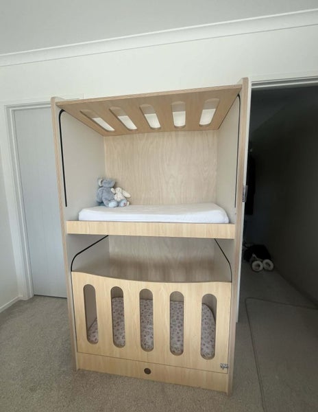 Double cot , ergonomic Carousel 2