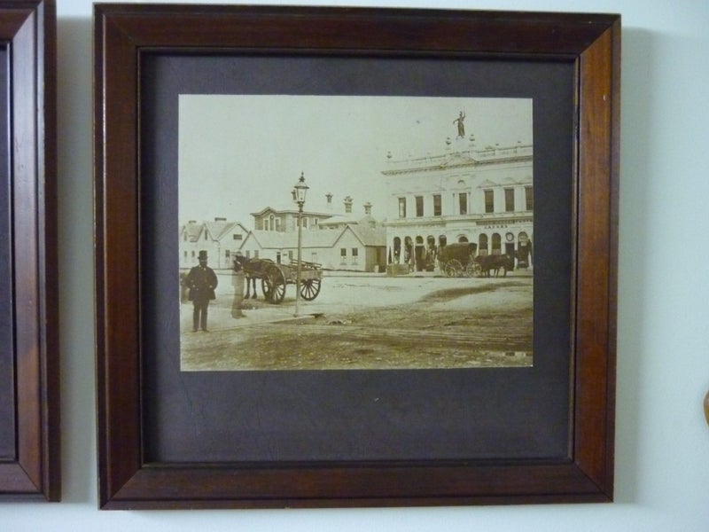 INVERCARGILL EARLY DAYS. FRAMED VINTAGE PHOTO PRINT Carousel 1