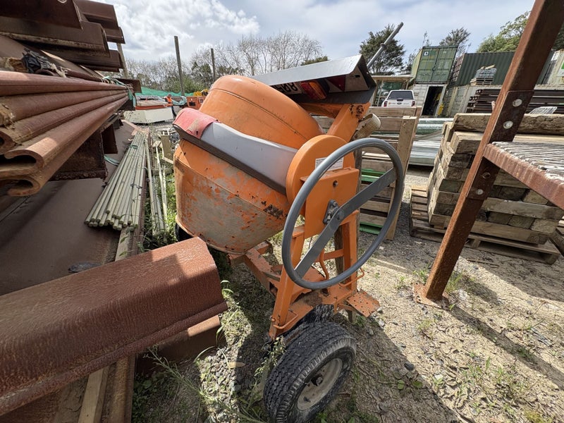2024 Altard Belle AT350 Concrete Mixer - Auckland Carousel 2