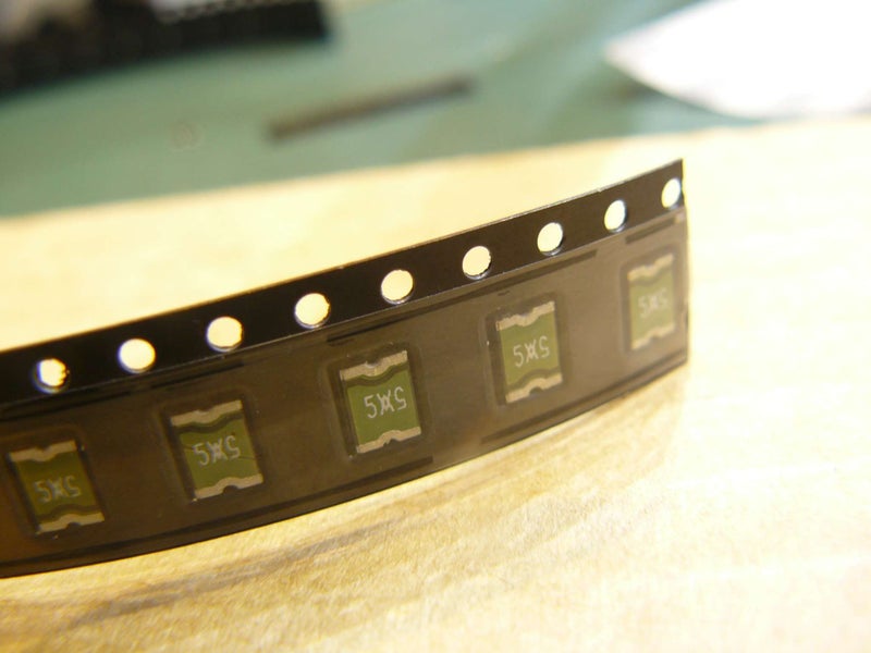 (5 of) Surface Mount 500mA Polyfuse (Self Reset Fuse) Carousel 1